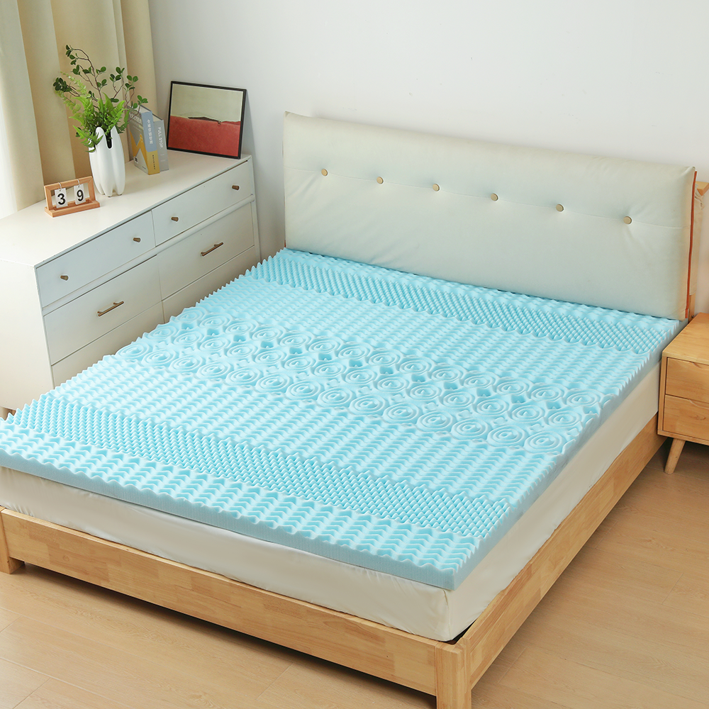 Nệm gel Memory Foam dập nổi